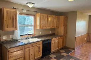 630 W Marsh St, Tyler, MN 56178 - Photo 8