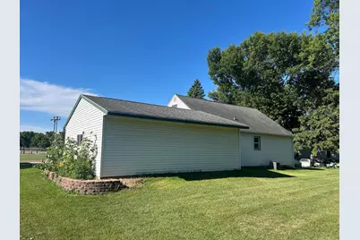 630 W Marsh Street, Tyler, MN 56178 - Photo 4