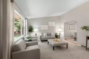 15045 Ironwood Ct, Eden Prairie, MN 55346 - Photo 4