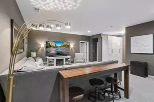575 S 10th St, Minneapolis, MN 55404 - Photo 28