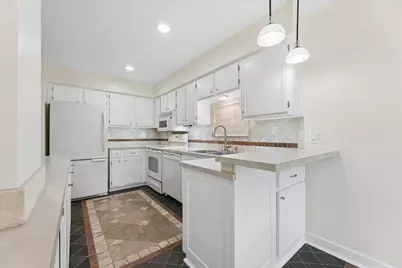 14323 Chestnut Drive, Eden Prairie, MN 55347 - Photo 8