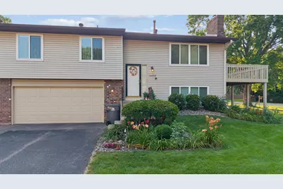 14323 Chestnut Drive, Eden Prairie, MN 55347 - Photo 2