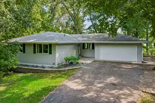 15869 Randall Ln, Minnetonka, MN 55345 - Photo 1