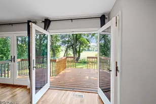 15869 Randall Ln, Minnetonka, MN 55345 - Photo 4
