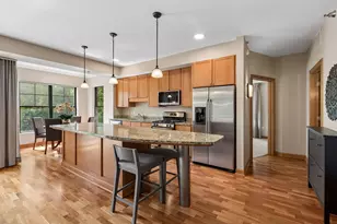 317 Groveland Ave, Minneapolis, MN 55403 - Photo 4