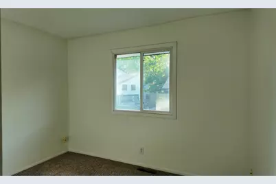2700 Shenandoah Lane N, Plymouth, MN 55447 - Photo 10