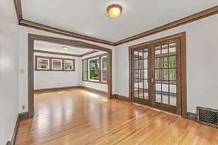1046 15th Ave SE, Minneapolis, MN 55414 - Photo 2