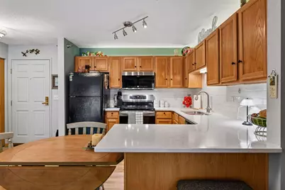 1321 Lake Drive W #123, Chanhassen, MN 55317 - Photo 8