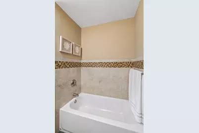 10301 Vincent Avenue S, Bloomington, MN 55431 - Photo 20