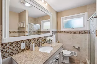 10301 Vincent Avenue S, Bloomington, MN 55431 - Photo 18