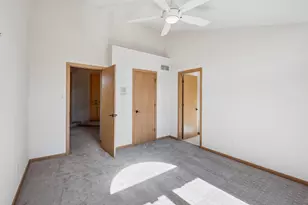 2078 Royale Dr, Eagan, MN 55122 - Photo 48