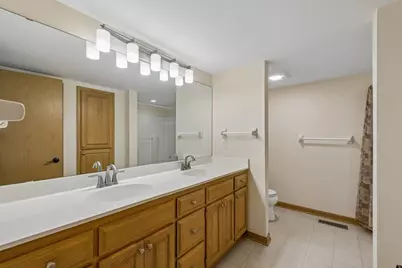 2078 Royale Drive, Eagan, MN 55122 - Photo 60