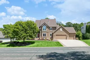 2078 Royale Dr, Eagan, MN 55122 - Photo 2