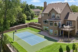 2078 Royale Dr, Eagan, MN 55122 - Photo 4