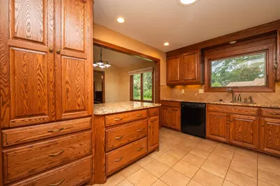 1732 Evergreen Drive, Woodbury, MN 55125 - Photo 14