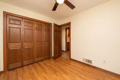 1732 Evergreen Drive, Woodbury, MN 55125 - Photo 22