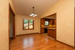 1732 Evergreen Dr, Woodbury, MN 55125 - Photo 12