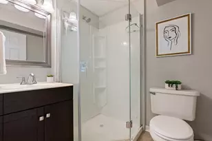 7729 Plymouth Ave N, Golden Valley, MN 55427 - Photo 24