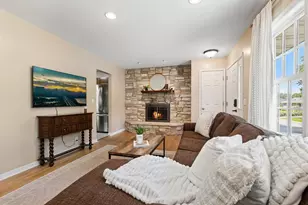 7729 Plymouth Ave N, Golden Valley, MN 55427 - Photo 6
