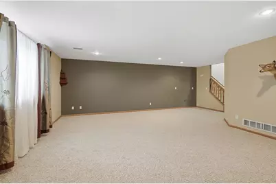 109 Anglewood Drive, Kenyon, MN 55946 - Photo 38