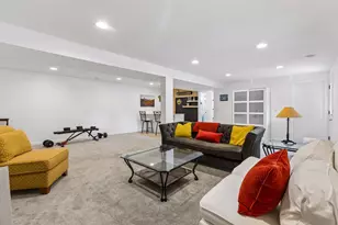 8465 Winnetka Heights Dr, Golden Valley, MN 55427 - Photo 32