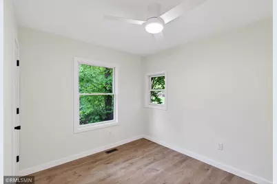 4410 Stinson Boulevard NE, Columbia Heights, MN 55421 - Photo 16