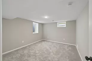 509 Indiana Ave N, Golden Valley, MN 55422 - Photo 32