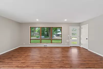 509 Indiana Avenue N, Golden Valley, MN 55422 - Photo 6