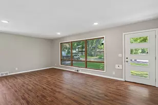 509 Indiana Ave N, Golden Valley, MN 55422 - Photo 6