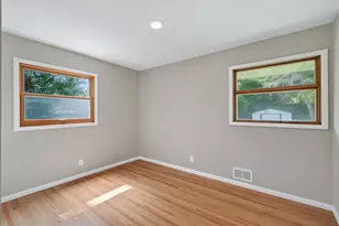 509 Indiana Ave N, Golden Valley, MN 55422 - Photo 22