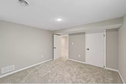 509 Indiana Avenue N, Golden Valley, MN 55422 - Photo 32