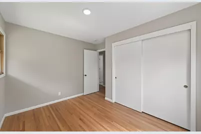 509 Indiana Avenue N, Golden Valley, MN 55422 - Photo 22