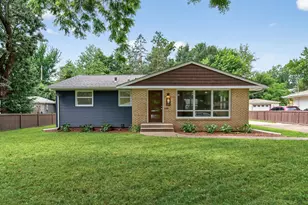 509 Indiana Ave N, Golden Valley, MN 55422 - Photo 2