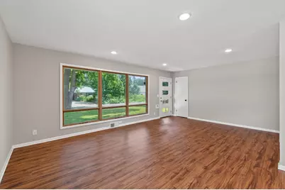 509 Indiana Avenue N, Golden Valley, MN 55422 - Photo 8