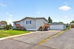 102 5th St SW, Kasson, MN 55944 - Photo 4