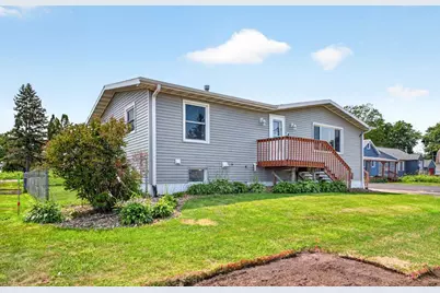 102 5th Street SW, Kasson, MN 55944 - Photo 2