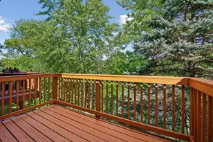 7229 Bren Ln, Eden Prairie, MN 55346 - Photo 10
