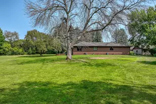 5892 Graff Rd, Eau Claire, WI 54701 - Photo 10