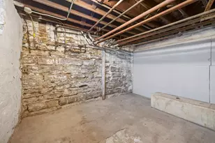 757 Laurel Ave, Saint Paul, MN 55104 - Photo 48
