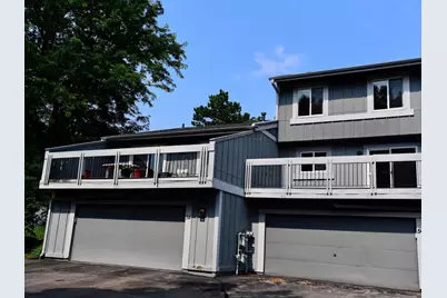 110956 Von Hertzen Circle #56, Chaska, MN 55318 - Photo 4
