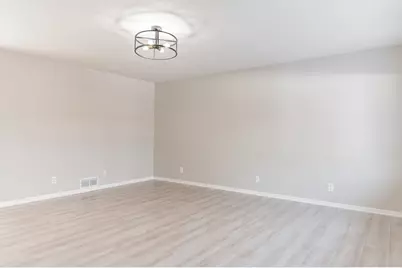110956 Von Hertzen Circle #56, Chaska, MN 55318 - Photo 8