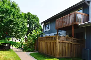 110956 Von Hertzen Cir, Chaska, MN 55318 - Photo 2