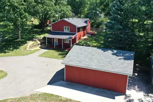 903 Park St, Alexandria, MN 56308 - Photo 4