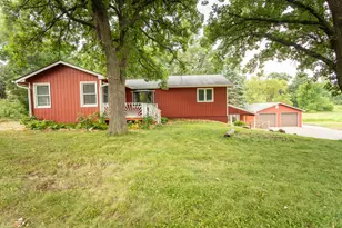 903 Park St, Alexandria, MN 56308 - Photo 14