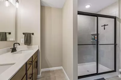 900D Mount Curve Boulevard, Saint Paul, MN 55116 - Photo 24