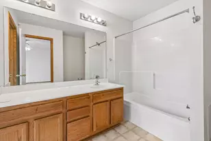 15461 Frost Path, Apple Valley, MN 55124 - Photo 16