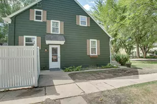1261 4th St N, Fargo, ND 58102 - Photo 6