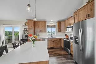 413 Highland Dr, Ellsworth, WI 54011 - Photo 14