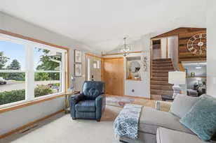 9005 Jensen Ave S, Cottage Grove, MN 55016 - Photo 8