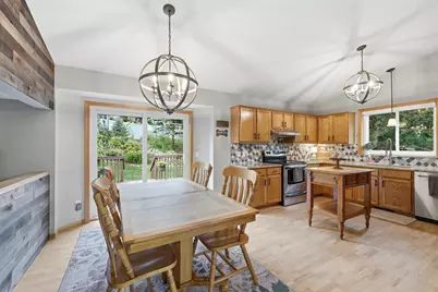 9005 Jensen Avenue S, Cottage Grove, MN 55016 - Photo 4